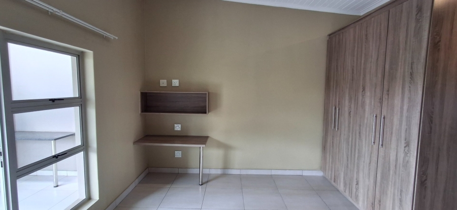 1 Bedroom Property for Sale in Hatfield Gauteng