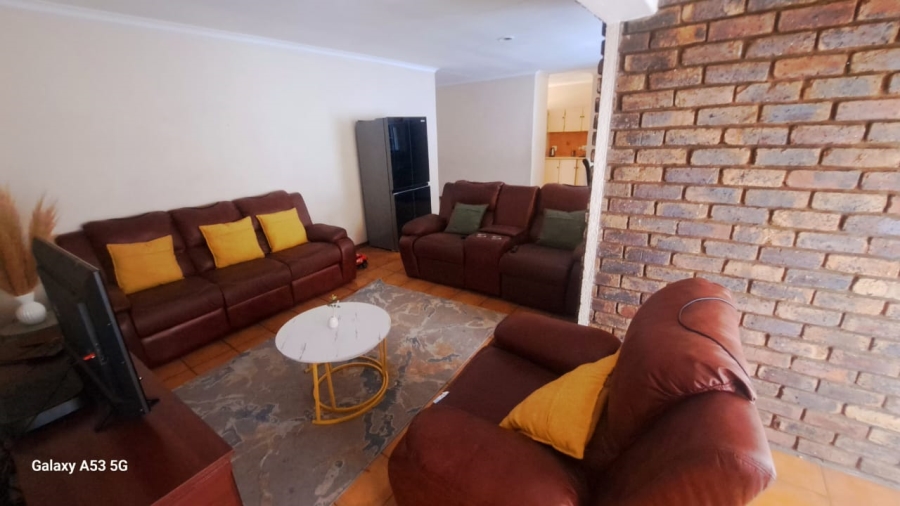 3 Bedroom Property for Sale in Birchleigh North Gauteng