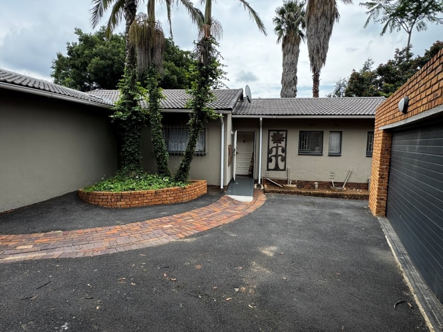 3 Bedroom Property for Sale in Birch Acres Gauteng