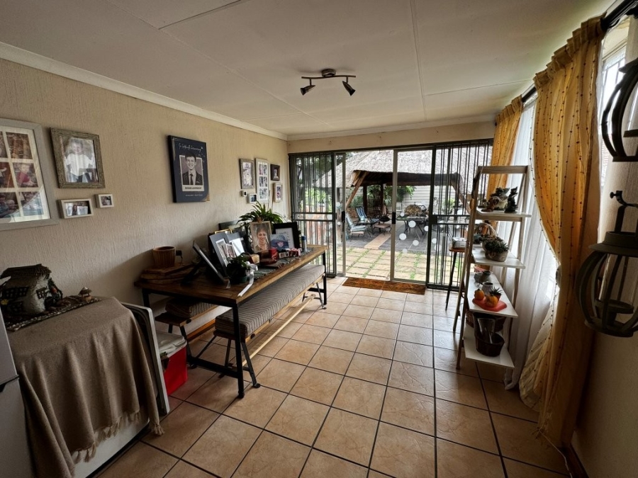 3 Bedroom Property for Sale in Birch Acres Gauteng