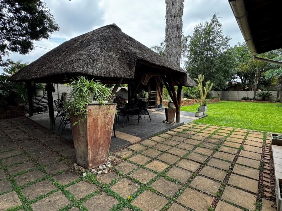 3 Bedroom Property for Sale in Birch Acres Gauteng