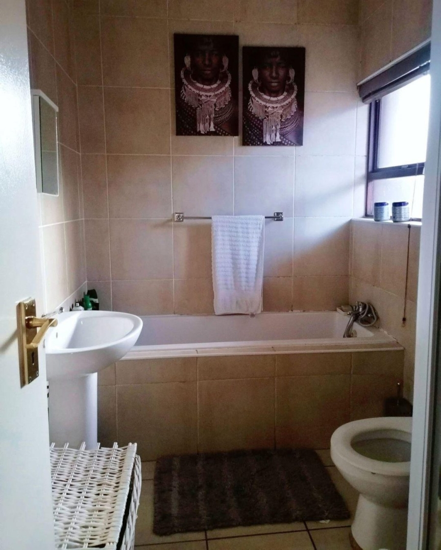 To Let 2 Bedroom Property for Rent in Helderwyk Gauteng