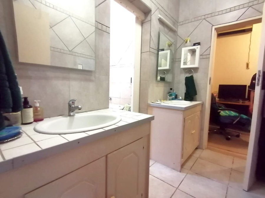 4 Bedroom Property for Sale in Montana Park Gauteng