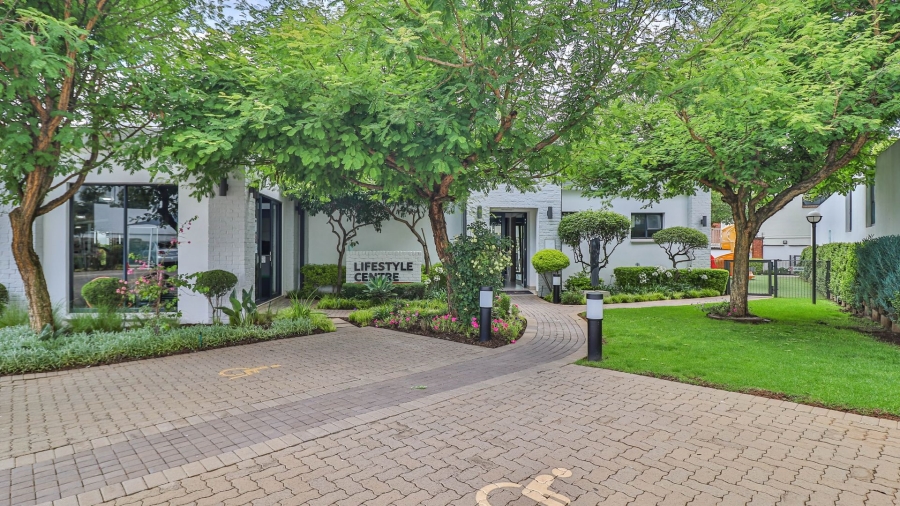 2 Bedroom Property for Sale in Greenstone Hill Gauteng