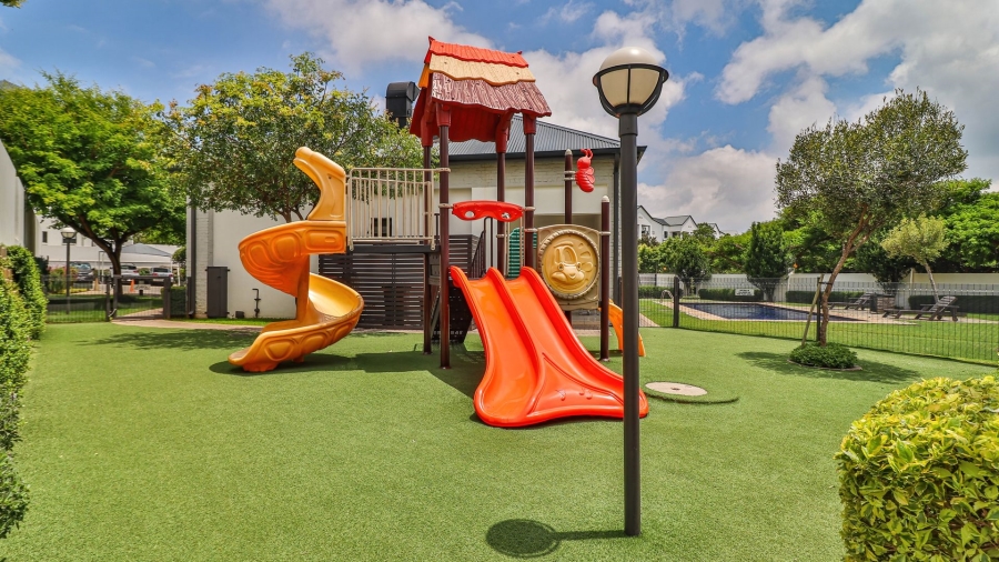 2 Bedroom Property for Sale in Greenstone Hill Gauteng