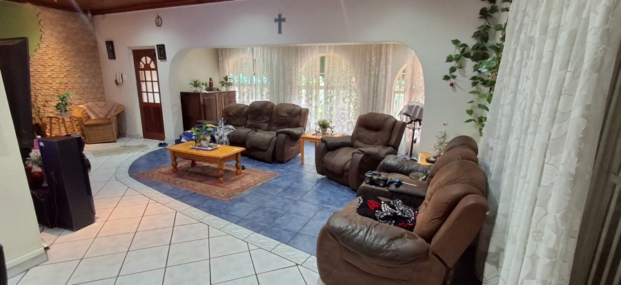 3 Bedroom Property for Sale in Pretoria Gardens Gauteng