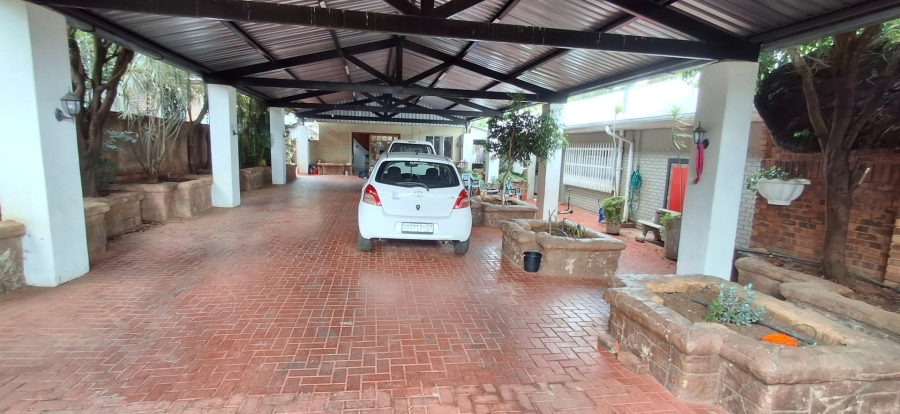 3 Bedroom Property for Sale in Pretoria Gardens Gauteng