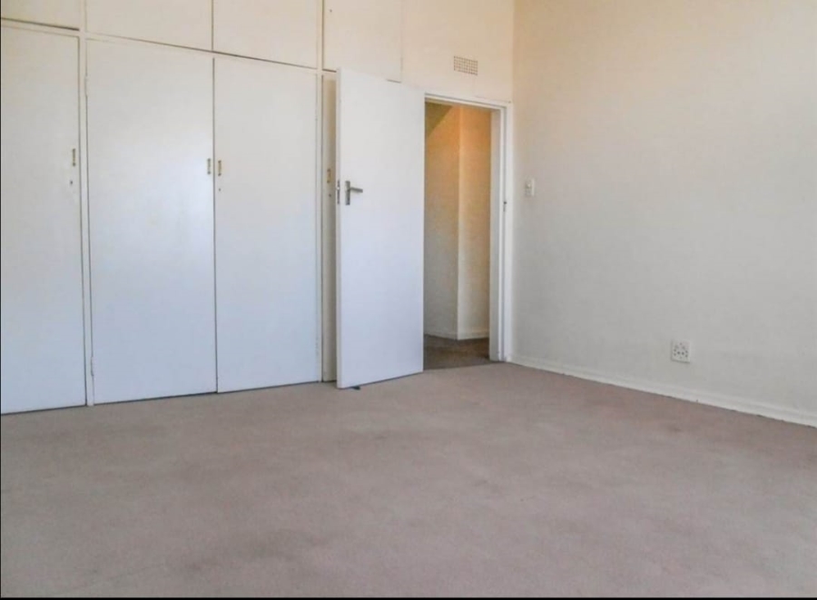 To Let 3 Bedroom Property for Rent in Birdhaven Gauteng