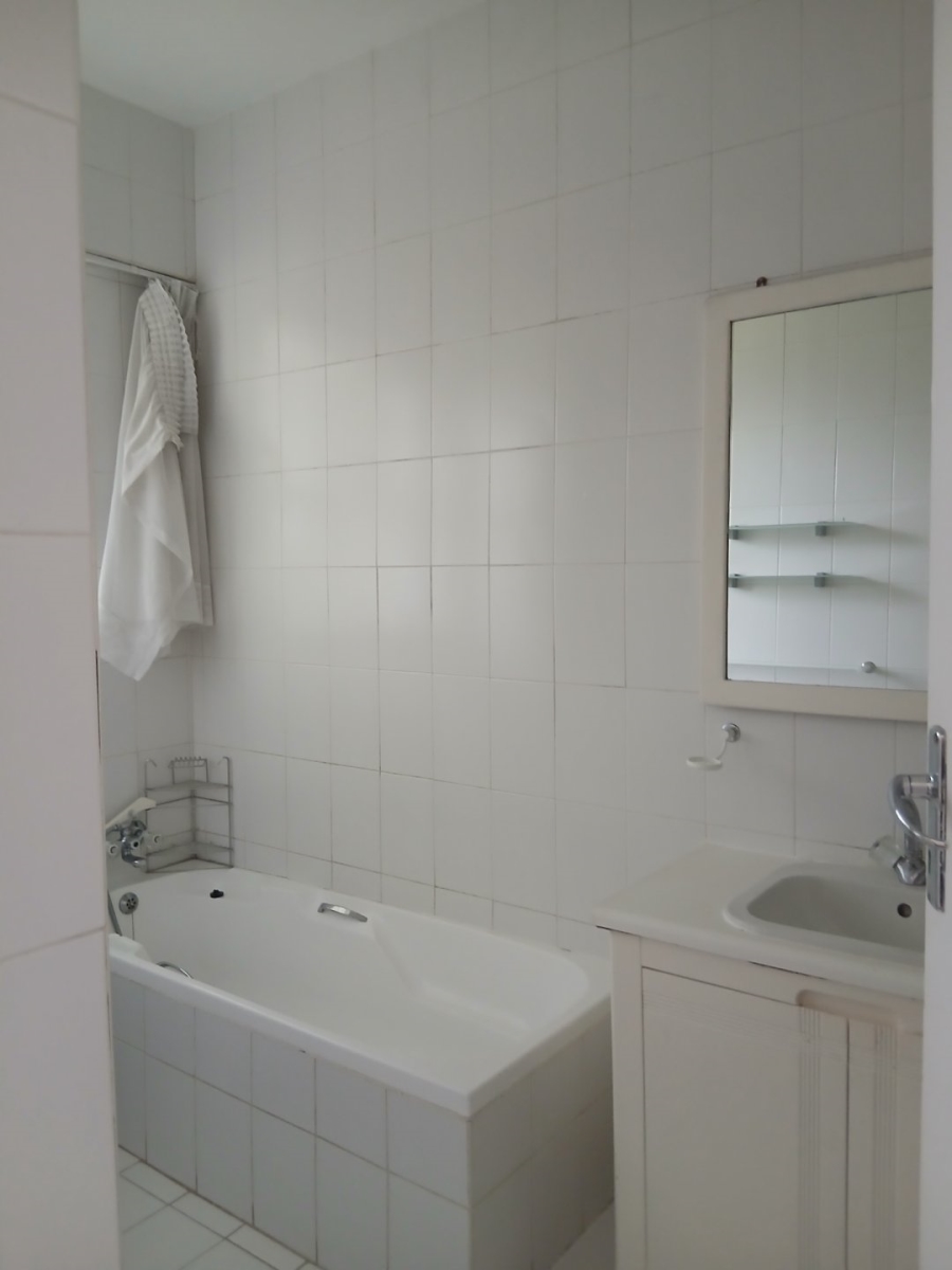 To Let 3 Bedroom Property for Rent in Birdhaven Gauteng