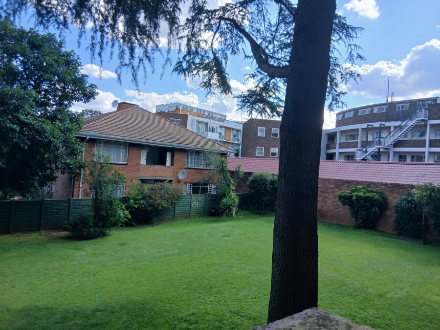 To Let 3 Bedroom Property for Rent in Birdhaven Gauteng