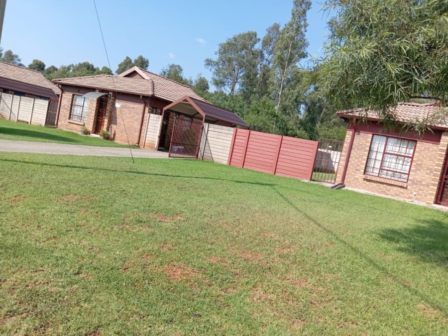 3 Bedroom Property for Sale in Clayville Industria Gauteng