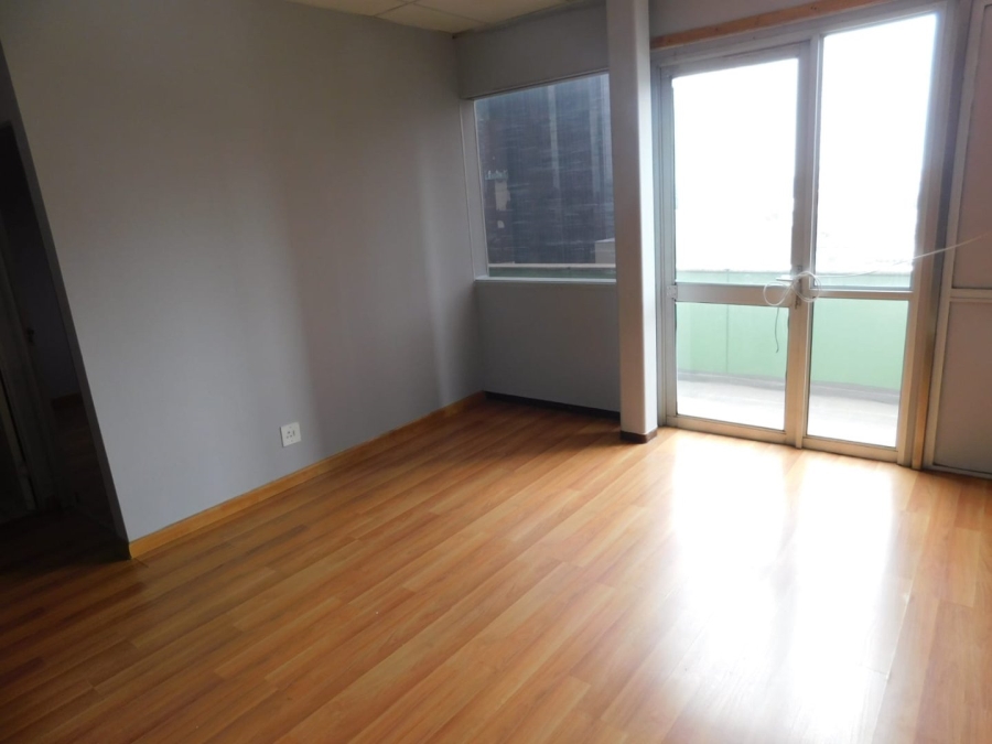 1 Bedroom Property for Sale in Johannesburg Central Gauteng