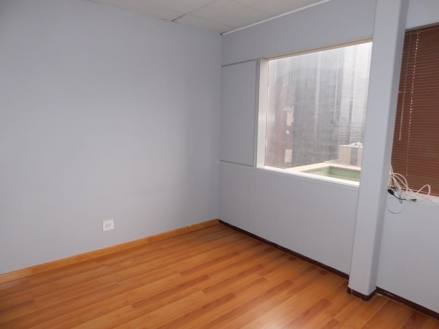 1 Bedroom Property for Sale in Johannesburg Central Gauteng