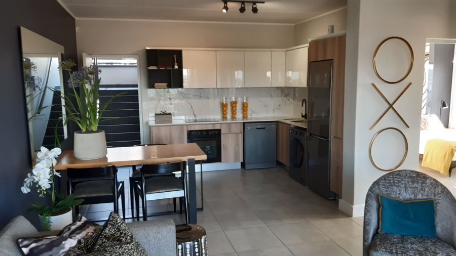 To Let 2 Bedroom Property for Rent in Waterfall Gauteng