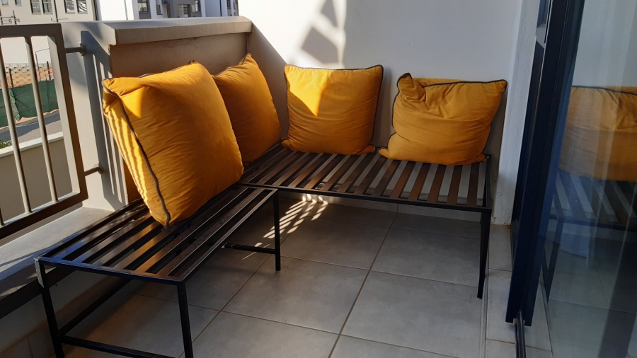 To Let 2 Bedroom Property for Rent in Waterfall Gauteng