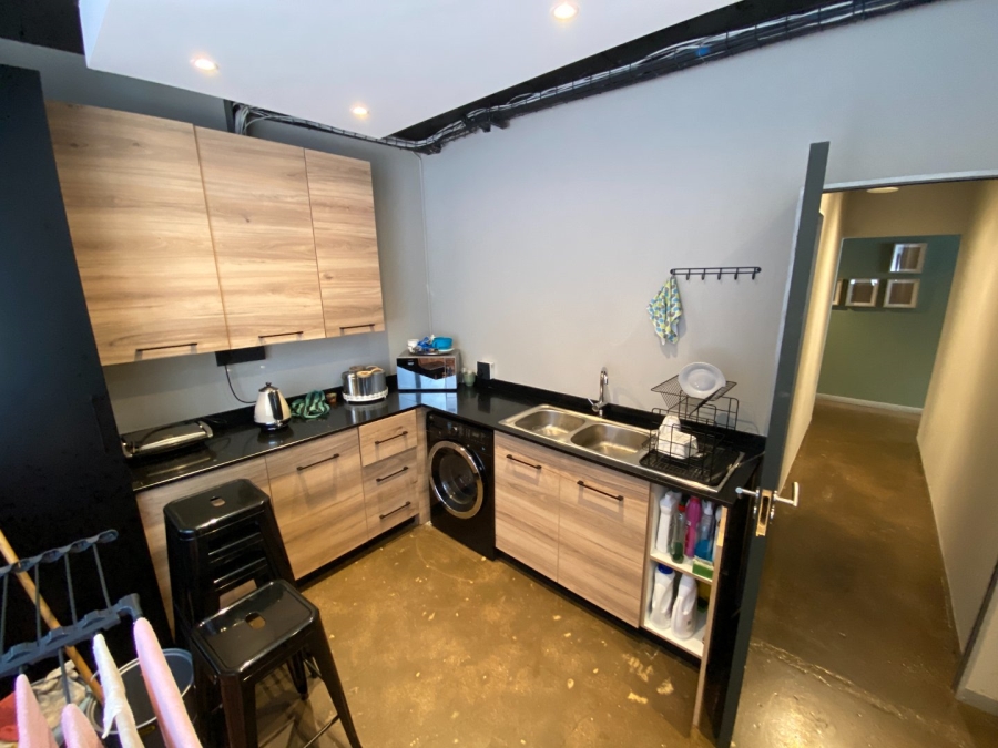 To Let commercial Property for Rent in Lynnwood Glen Gauteng