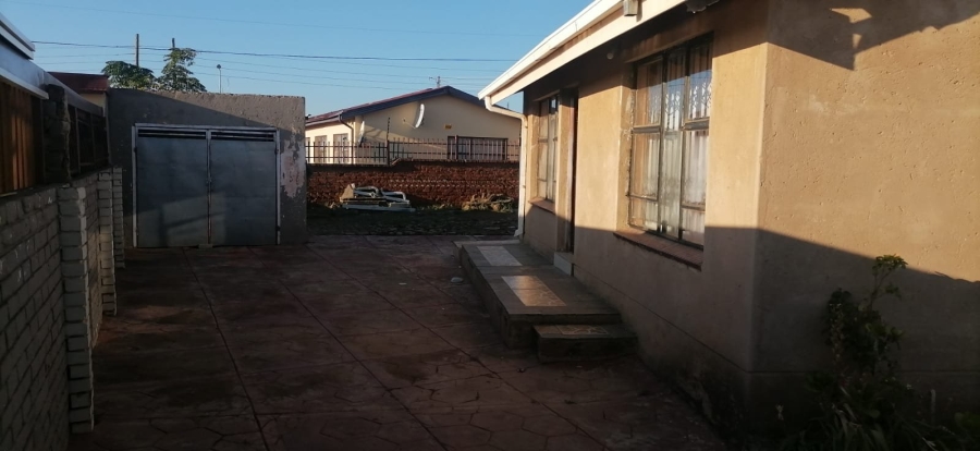 2 Bedroom Property for Sale in Soshanguve L Gauteng