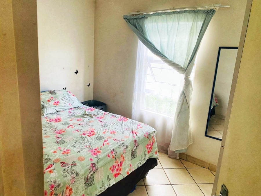 To Let 2 Bedroom Property for Rent in Kirkney Gauteng