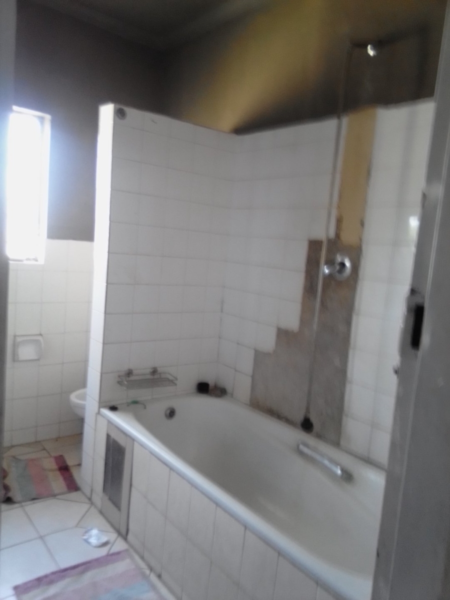 3 Bedroom Property for Sale in Timsrand A H Gauteng