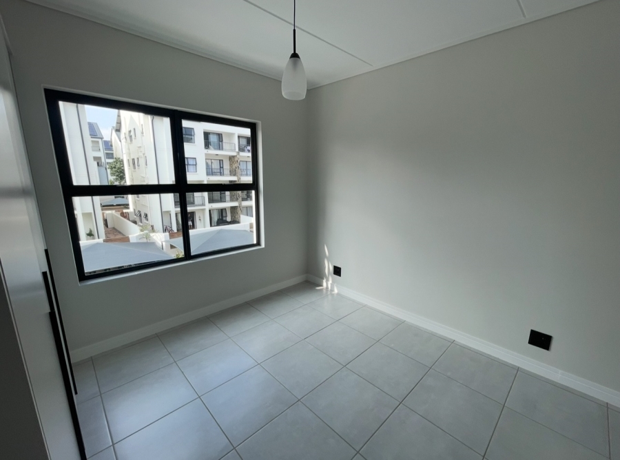 To Let 1 Bedroom Property for Rent in Crowthorne AH Gauteng