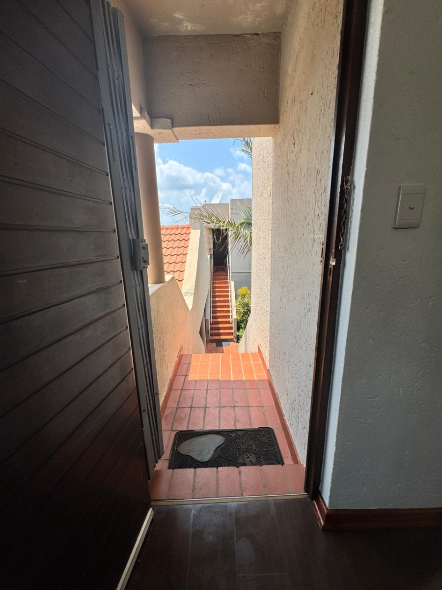 To Let 2 Bedroom Property for Rent in Arcadia Gauteng