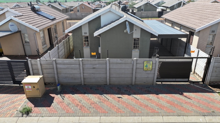 3 Bedroom Property for Sale in Sky City Gauteng