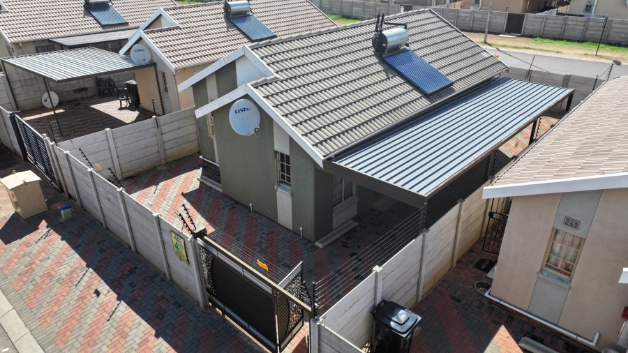 3 Bedroom Property for Sale in Sky City Gauteng