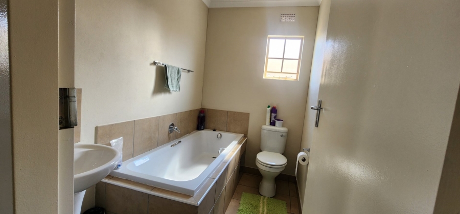 3 Bedroom Property for Sale in Sky City Gauteng
