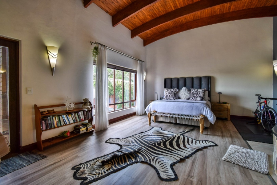 5 Bedroom Property for Sale in Olympus Country Estate Gauteng