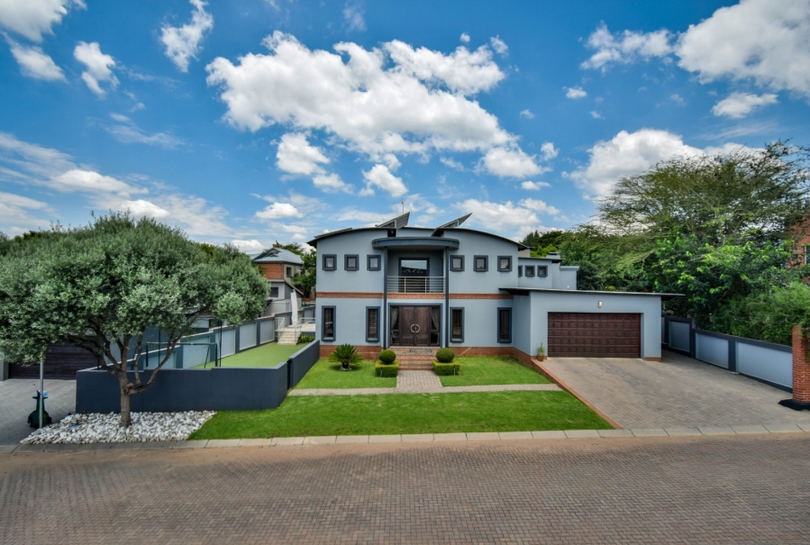 5 Bedroom Property for Sale in Olympus AH Gauteng