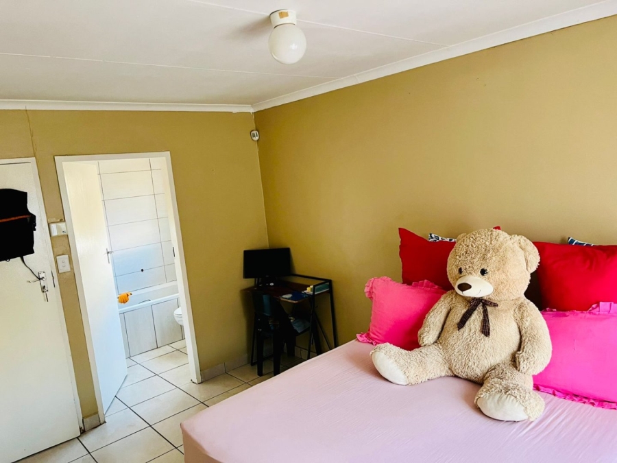 3 Bedroom Property for Sale in Pretoria North Gauteng