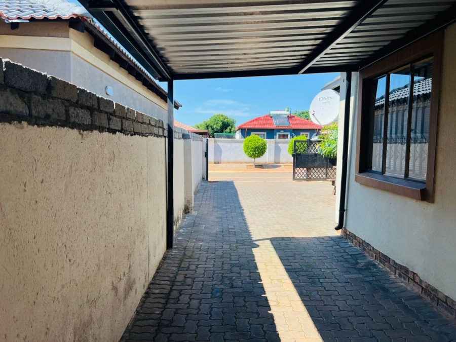 3 Bedroom Property for Sale in Pretoria North Gauteng