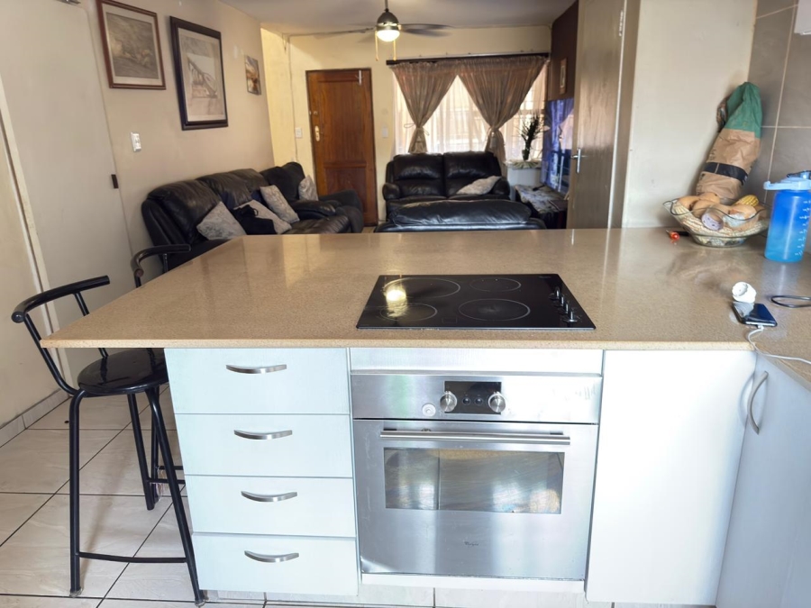 2 Bedroom Property for Sale in Edleen Gauteng