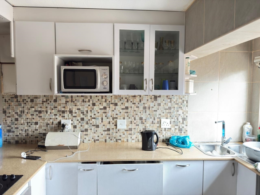 2 Bedroom Property for Sale in Edleen Gauteng