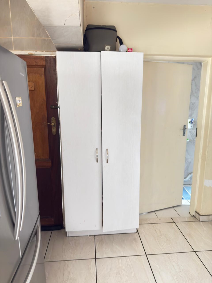 2 Bedroom Property for Sale in Edleen Gauteng