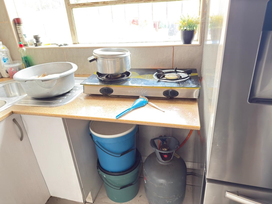 2 Bedroom Property for Sale in Edleen Gauteng