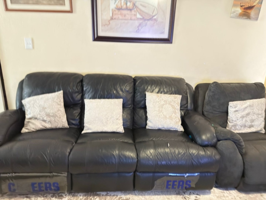 2 Bedroom Property for Sale in Edleen Gauteng