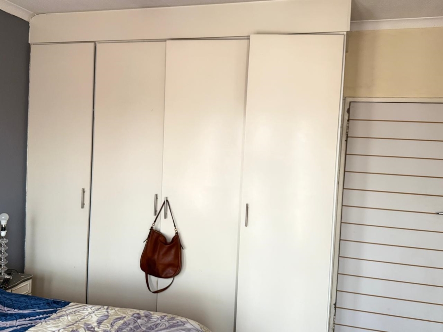 2 Bedroom Property for Sale in Edleen Gauteng