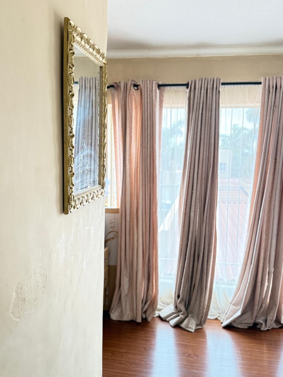 2 Bedroom Property for Sale in Edleen Gauteng