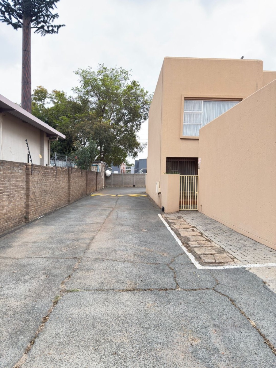 2 Bedroom Property for Sale in Edleen Gauteng