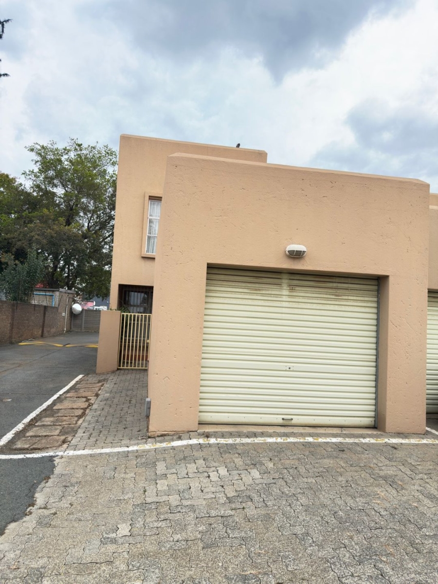 2 Bedroom Property for Sale in Edleen Gauteng