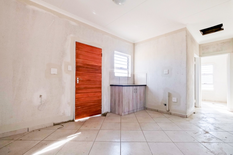 2 Bedroom Property for Sale in Olievenhoutbosch Gauteng