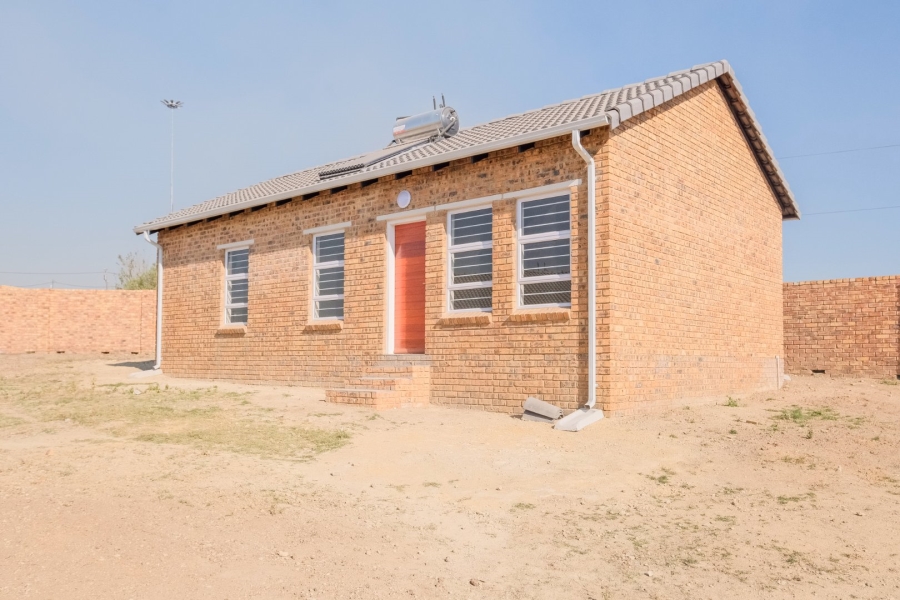 2 Bedroom Property for Sale in Olievenhoutbosch Gauteng