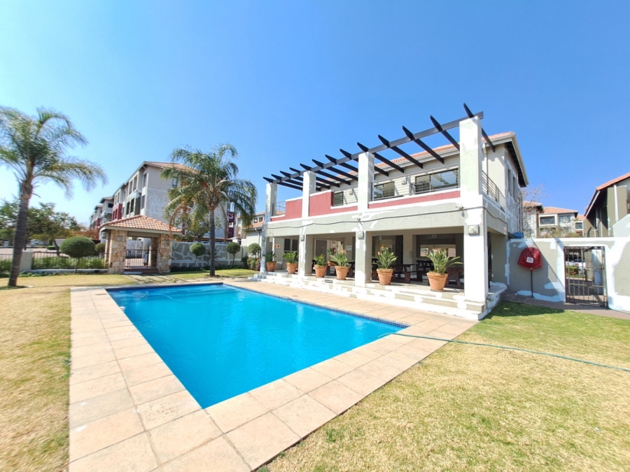 2 Bedroom Property for Sale in Barbeque Downs Gauteng