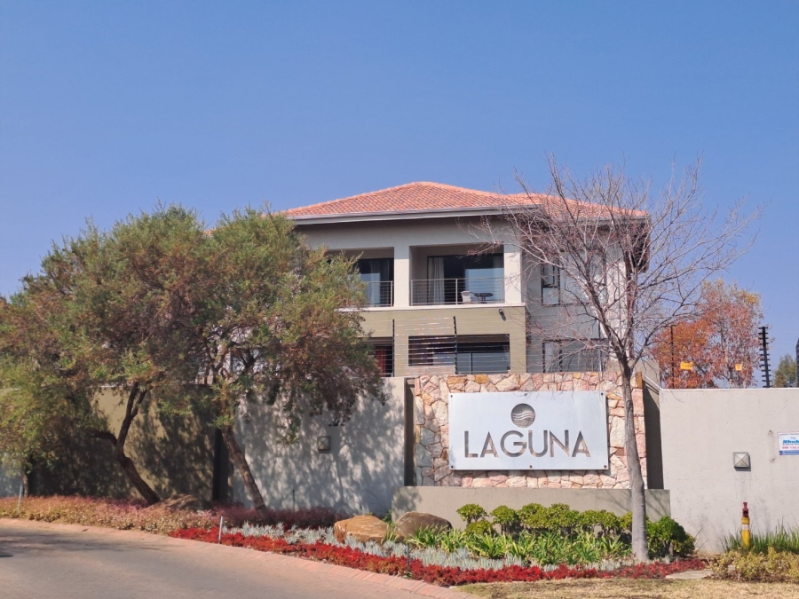 2 Bedroom Property for Sale in Barbeque Downs Gauteng
