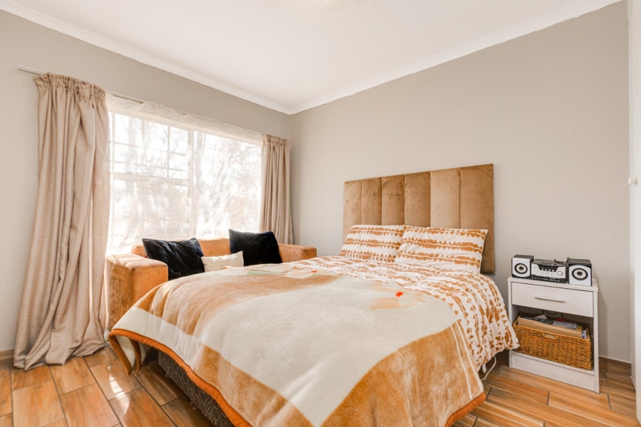 2 Bedroom Property for Sale in Groblerpark Gauteng