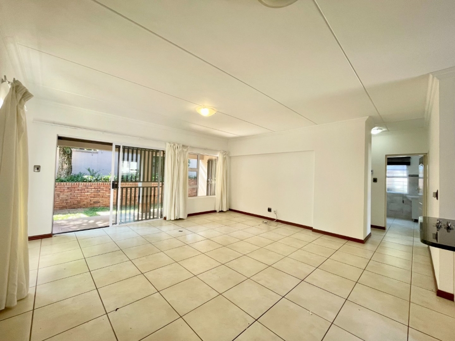 2 Bedroom Property for Sale in Saxonwold Gauteng