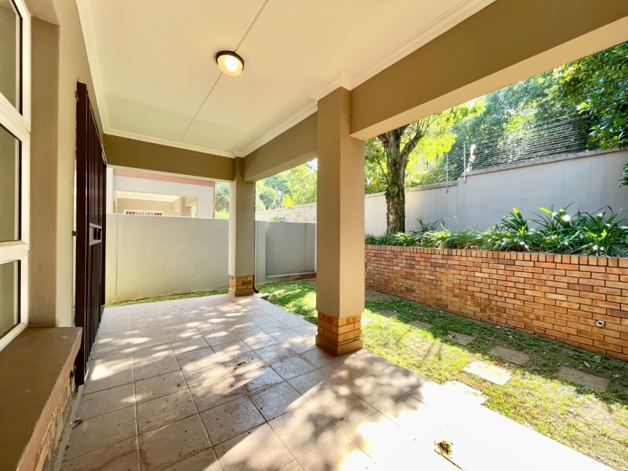 2 Bedroom Property for Sale in Saxonwold Gauteng