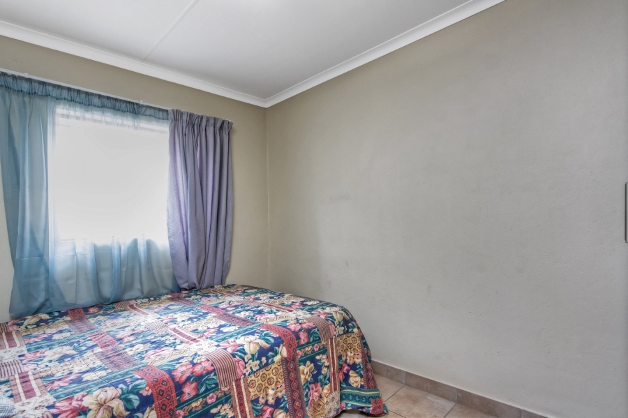 3 Bedroom Property for Sale in Kosmosdal Gauteng