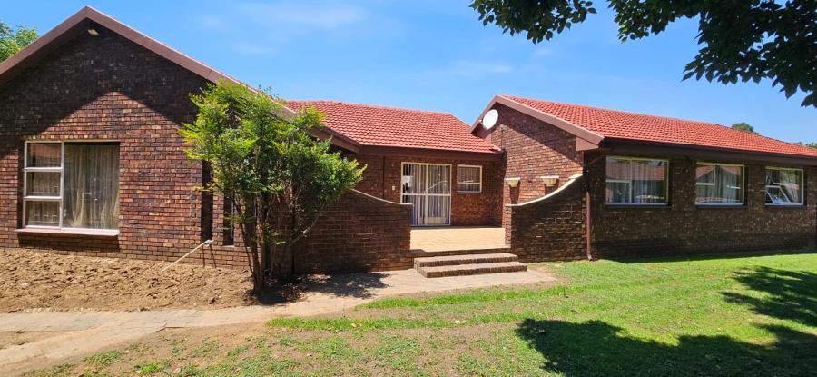 4 Bedroom Property for Sale in Ferryvale Gauteng
